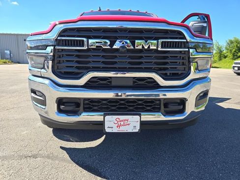 New 2026 RAM 3500 Tradesman w/ Chrome Appearance Group A AWD/4WD image 14