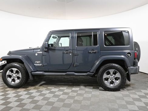 Used 2017 Jeep Wrangler Unlimited Sahara w/ Connectivity Group image 2