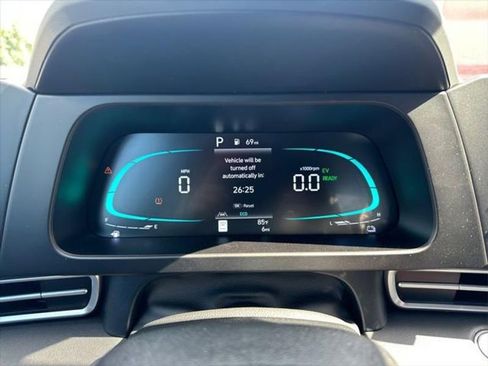 New 2025 Hyundai Elantra Blue image 13