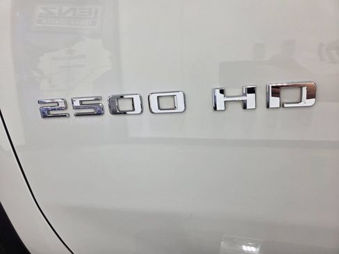 Used 2022 Chevrolet Silverado 2500 LTZ AWD/4WD image 19