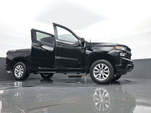 Used 2019 Chevrolet Silverado 1500 Custom w/ Custom Value Package image 29