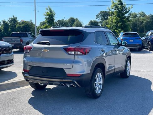 Used 2023 Chevrolet TrailBlazer ACTIV w/ Technology Package AWD/4WD image 7