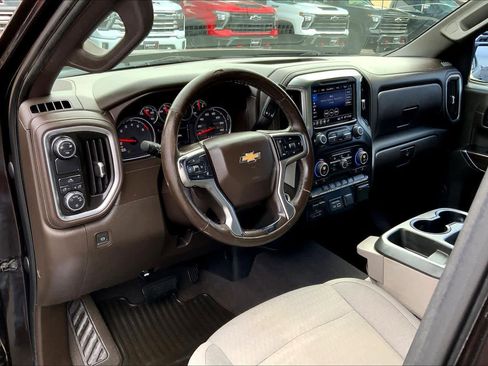 Used 2019 Chevrolet Silverado 1500 LT w/ Texas Edition image 17