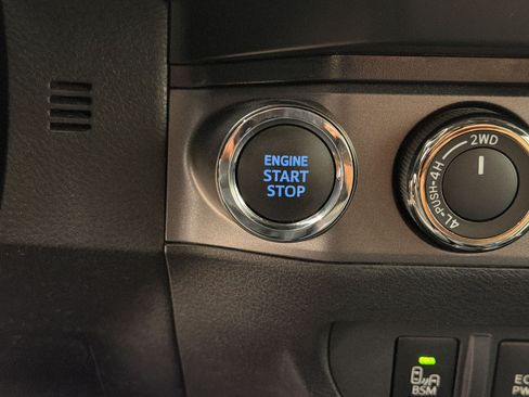 Used 2023 Toyota Tacoma TRD Sport w/ Advanced Technology Package AWD/4WD image 16