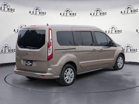 Used 2019 Ford Transit Connect XLT image 6
