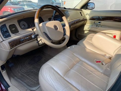 Used 2011 Mercury Grand Marquis LS RWD image 6
