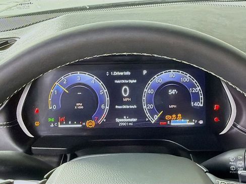 Used 2023 Jeep Grand Cherokee Limited w/ Black Appearance Package image 15