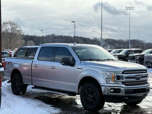 Certified 2018 Ford F150 XLT w/ Equipment Group 302A Luxury image 31