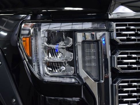 Used 2020 GMC Sierra 2500 Denali w/ Gooseneck/5TH Wheel Package image 10