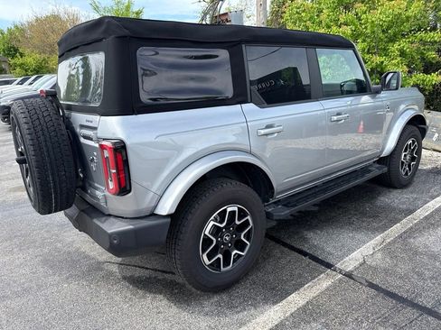 Used 2023 Ford Bronco Outer Banks AWD/4WD image 5