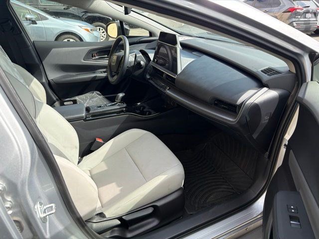 Certified 2024 Toyota Prius XLE FWD image 15