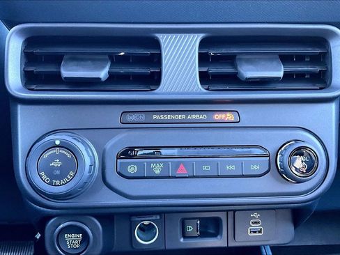 New 2026 Ford Maverick Lariat w/ Black Appearance Package image 23