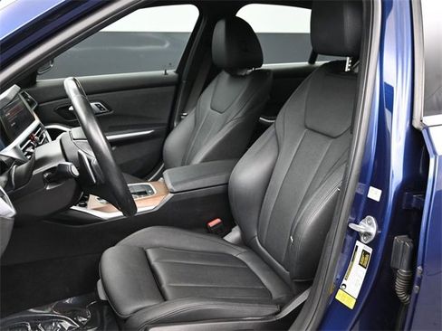Used 2020 BMW 330i Sedan w/ Convenience Package image 9