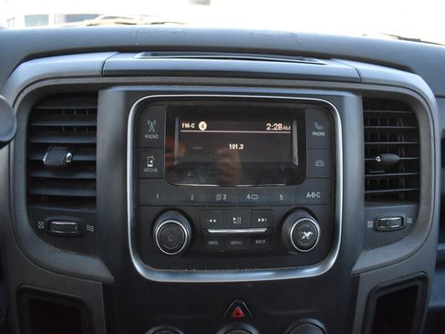 Used 2018 RAM 3500 Tradesman image 13