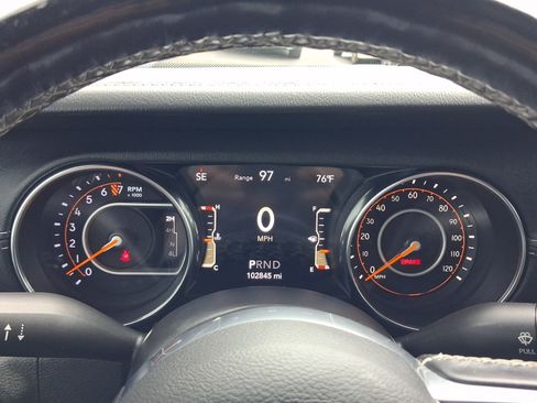 Used 2020 Jeep Gladiator Overland w/ Uconnect 4C Nav & Sound Group AWD/4WD image 15