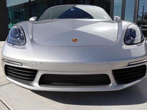 Used 2023 Porsche 718 Boxster image 16