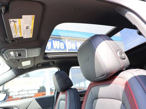 New 2026 Chevrolet Equinox RS w/ Convenience Package III AWD/4WD image 23