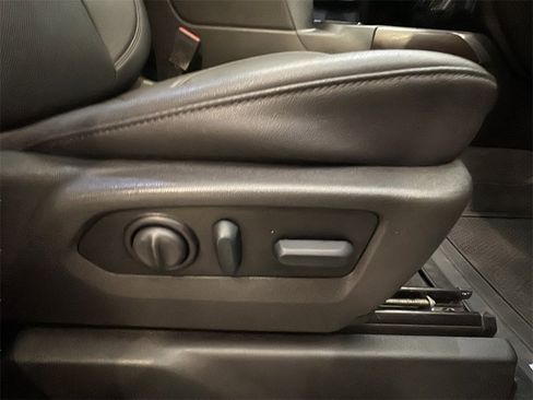 Used 2022 GMC Sierra 1500 SLT w/ SLT Premium Plus Package image 13