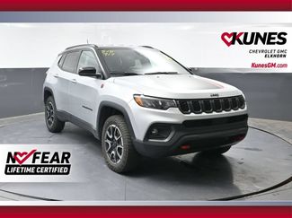 Used 2025 Jeep Compass Trailhawk AWD/4WD video 1