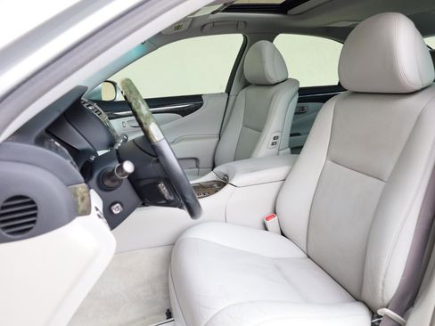 Used 2008 Lexus LS 460 RWD image 15