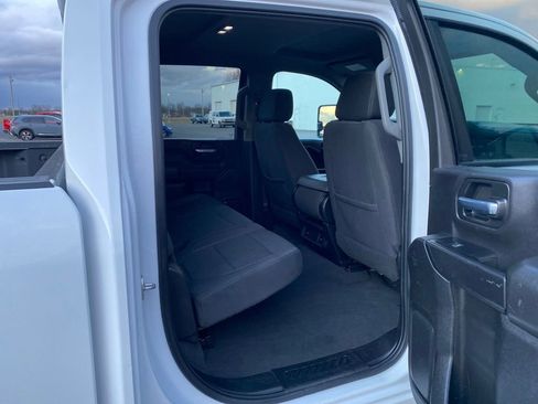 Used 2023 Chevrolet Silverado 2500 LT AWD/4WD image 15