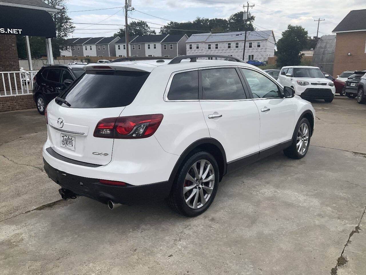 Used 2014 MAZDA CX-9 Grand Touring w/ GT Technology Package FWD image 3