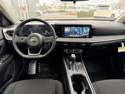 New 2026 Nissan Kicks S image 30