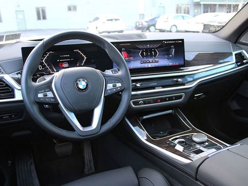 Used 2026 BMW X5 xDrive40i image 4