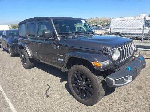 Used 2024 Jeep Wrangler Unlimited Sahara image 2