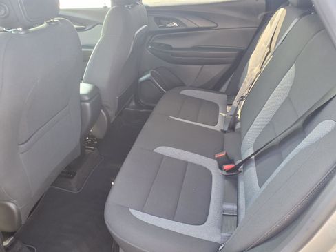 Used 2023 Chevrolet TrailBlazer LT FWD image 6