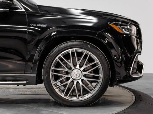 Used 2022 Mercedes-Benz GLS 63 AMG 4MATIC image 17