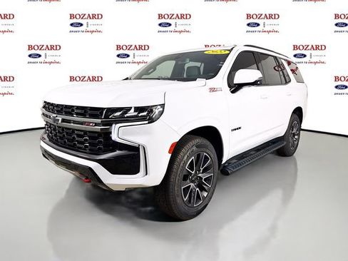 Used 2022 Chevrolet Tahoe Z71 w/ Luxury Package AWD/4WD image 4