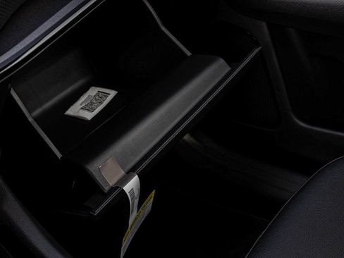 New 2026 Jeep Compass Latitude AWD/4WD image 19