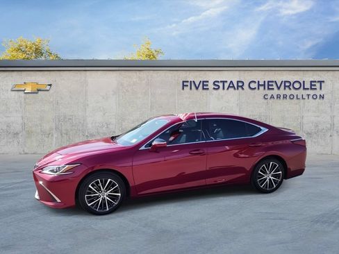 Used 2023 Lexus ES 350 w/ Premium Package FWD image 4