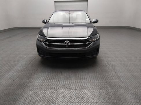Used 2024 Volkswagen Jetta SE FWD image 15