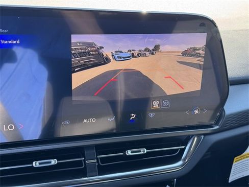 New 2026 Chevrolet Equinox EV LT image 14