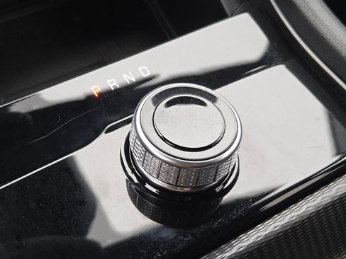 Used 2024 Jeep Grand Cherokee Altitude image 32