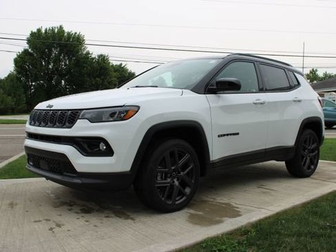 New 2026 Jeep Compass Limited w/ Sun, Sound & Navigation Group AWD/4WD image 8