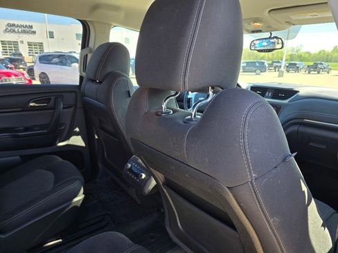 Used 2017 Chevrolet Traverse LT AWD/4WD image 13