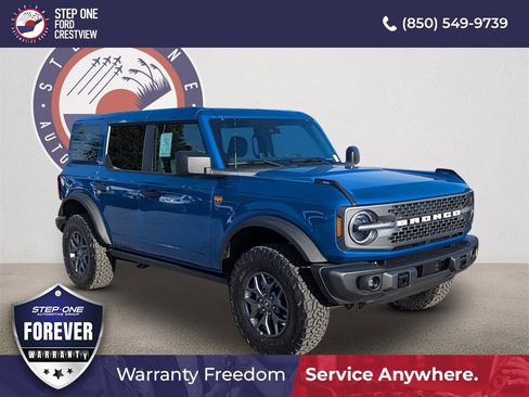 New 2025 Ford Bronco Badlands image 1