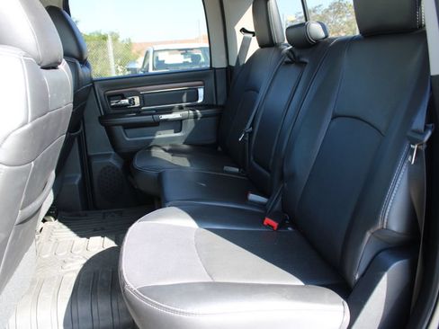 Used 2016 RAM 1500 Laramie w/ Convenience Group AWD/4WD image 14
