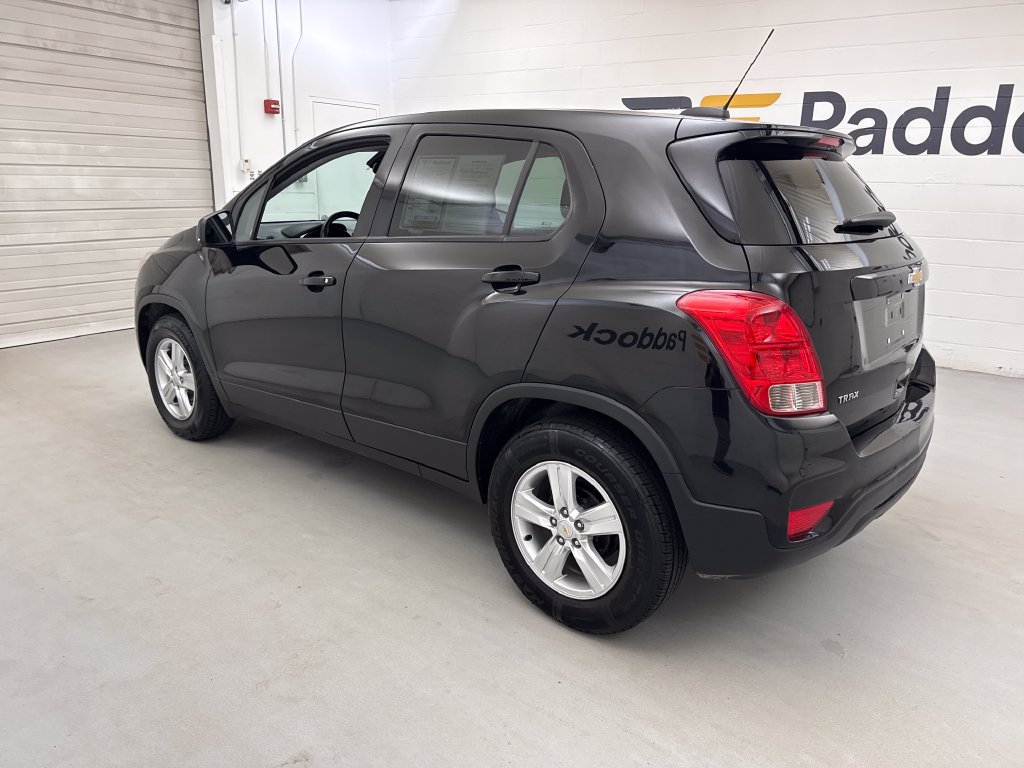 Used 2020 Chevrolet Trax LS w/ Tint and Cruise Package FWD image 3