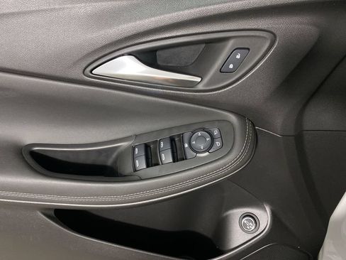 Certified 2024 Buick Encore GX Preferred w/ Comfort Package FWD image 13