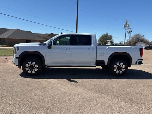 New 2026 GMC Sierra 2500 Denali w/ Denali Reserve Package image 2