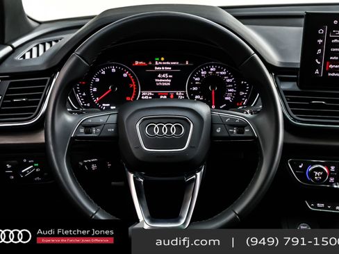 Used 2023 Audi Q5 2.0T Premium w/ Convenience Package image 19