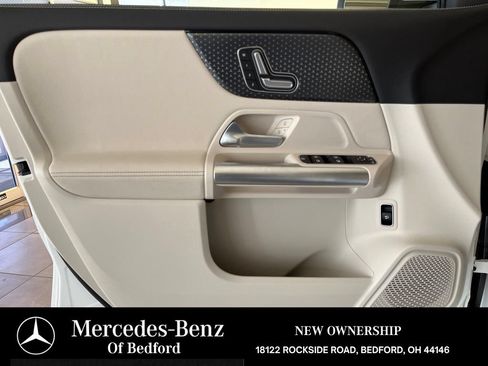 Used 2025 Mercedes-Benz GLA 250 4MATIC image 11