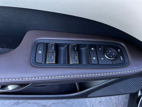 Used 2023 Lexus RX 350h w/ Accessory Package (Z1) AWD/4WD image 29