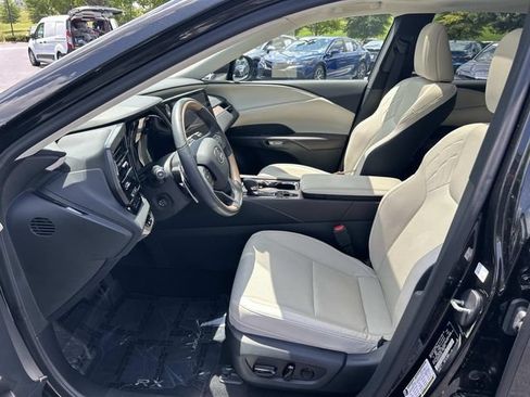 Used 2024 Lexus RX 350h w/ Accessory Package (Z1) AWD/4WD image 22