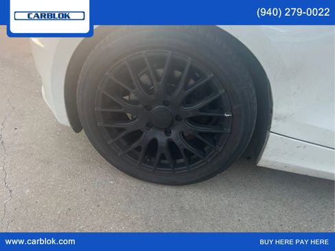 Used 2010 BMW 128i Coupe w/ Premium Pkg image 11