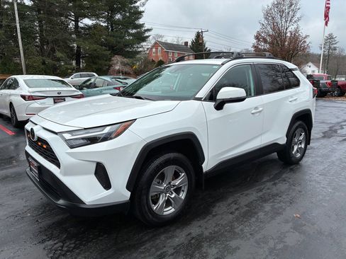 Used 2023 Toyota RAV4 XLE image 1